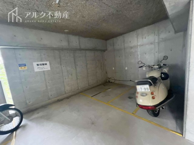 バイク置き場