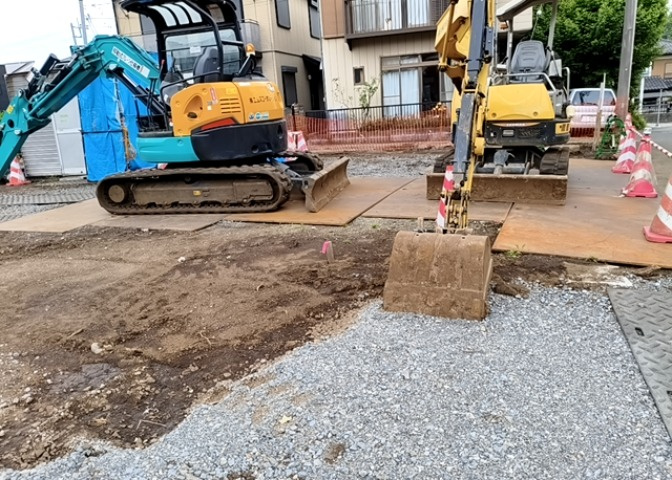 物件の詳細については、現地を見てわかること以外に、役所や法務局などで調べないとわからないことがあります。そのため、現地に行く場合は、もしこの物件を買ったらどのような生活ができるかをイメージしましょう。