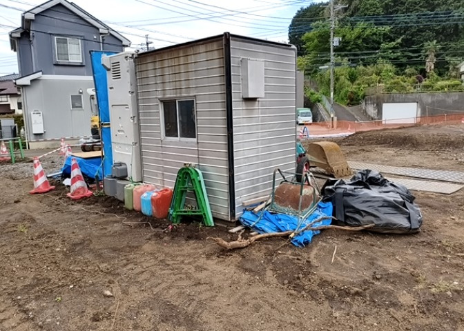 家を建てる前提で土地を探している場合、地盤の丈夫さは譲れない条件の一つです。地盤が脆弱だと追加工事が必要となります。また、過去に地盤沈下や液状化現象を起こした土地は、できるだけ避けた方がいいでしょう。