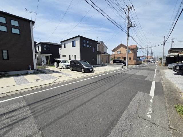 北側前面道路幅員約6.8ｍ