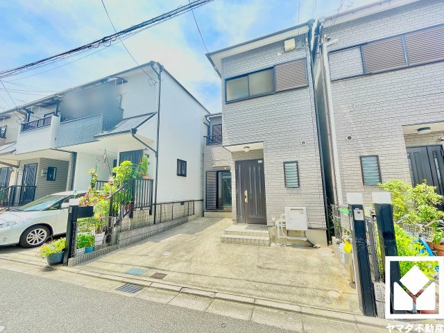 東側バルコニーのため、朝日が気持ちよく入り爽やかな一日を始められます。