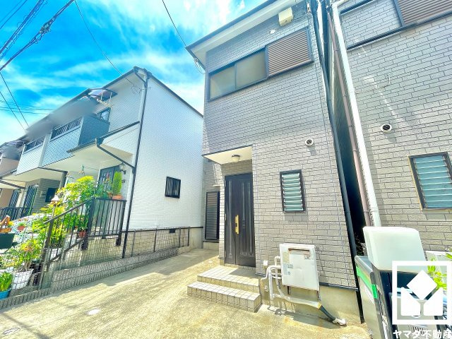 「長洲小学校」まで徒歩9分。低学年のお子様の通学にも無理のない距離です。