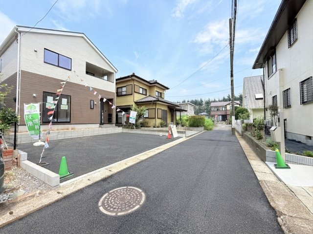 実際に現地で周辺環境や街並み、近隣のスーパーや通学路の安全性、病院、公園・・・など生活のイメージをご確認ください！