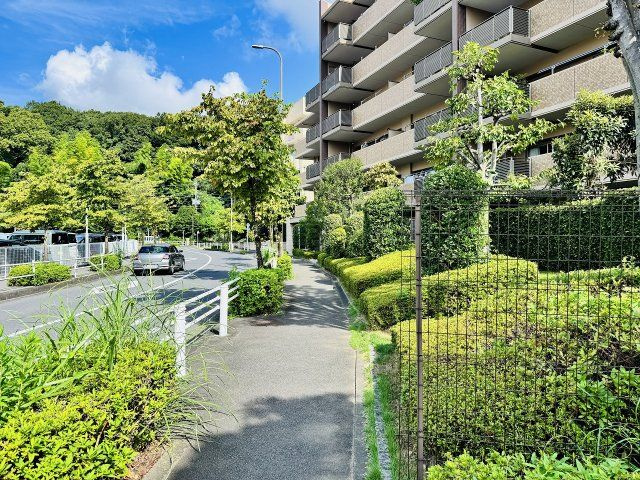 ～豊かな自然と利便性が調和しているマンションです～