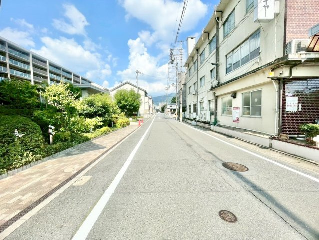 見通しの良い前道