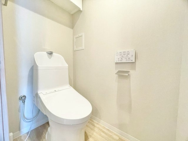 清潔感たっぷりのトイレ空間