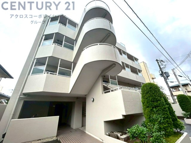 鉄筋コンクリート造5階建て