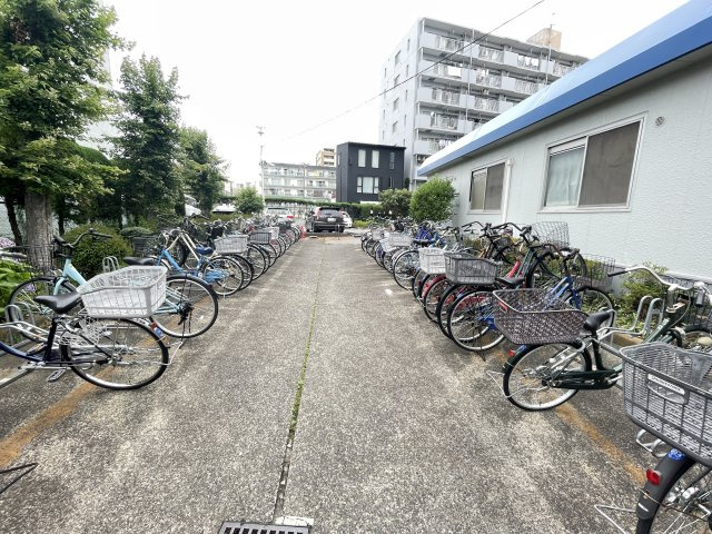 駐輪場になります。