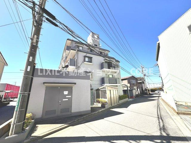鉄骨コンクリート造5階建1階部分、新耐震基準・旧耐震が気になる方はスタッフまでお問い合わせください。