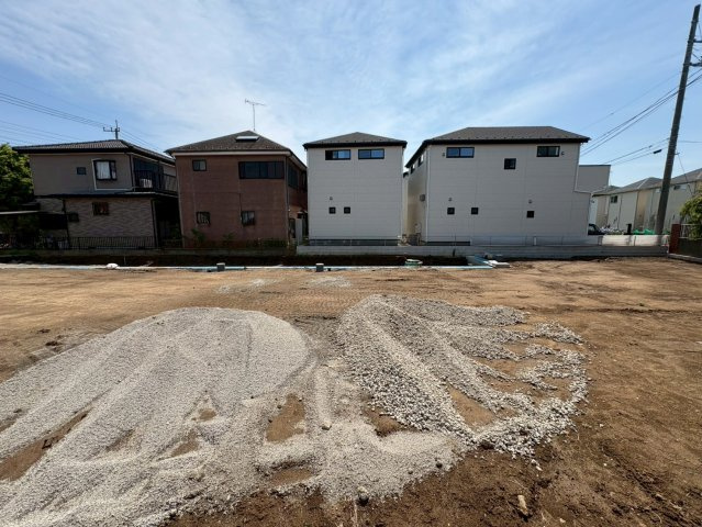 外観：311002276056