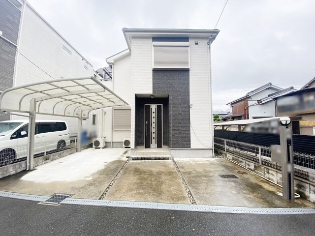 外観：327002235508