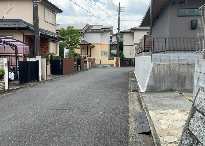 最寄り駅が近いなどの交通アクセスが良い土地だと暮らしやすいですよね。通勤・通学の観点から土地を選ぶことも大切です！自身や家族のライフワークからあったの物件を探しましょう！当社営業がお力になります！
