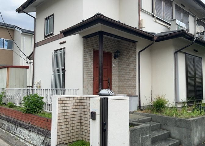 土地探しをしていると都市計画区域という言葉を目にすると思います。法律によって、都道府県知事や国土交通大臣が指定するエリアのことを指しており、都市計画区域は市街化区域と市街化調整区域に分けられています。