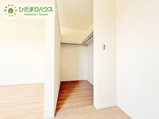寝室にはウォークインクローゼットを完備。スッキリ片付いた寝室が睡眠の質を上げてくれます。