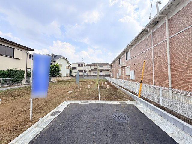 第一種低層住居専用地域につき住環境の良さが魅力。
