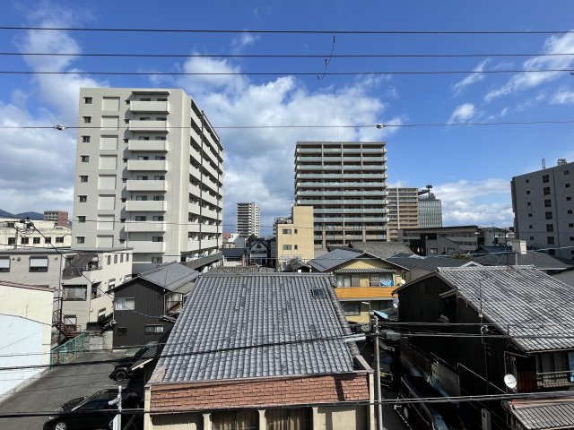 お部屋にも爽やかな風と暖かく柔らかな日差しが差し込み、毎日の暮らしを豊かに彩ります。