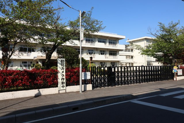 中央小学校