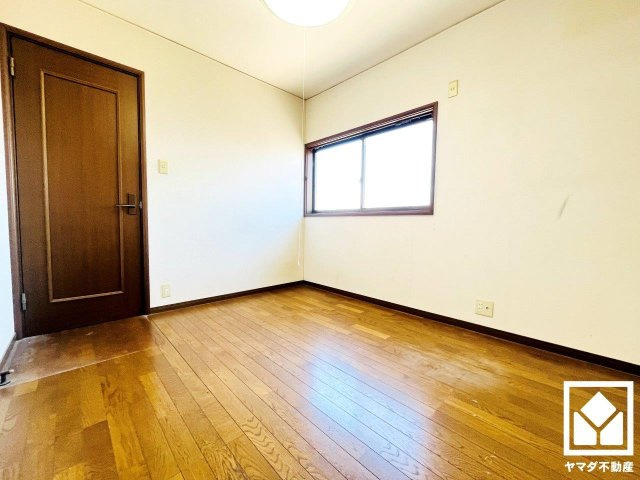 陽当たり、通風良好なので過ごしやすいお部屋となっております。
