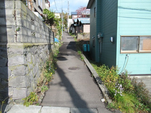 西側私道幅員未確定