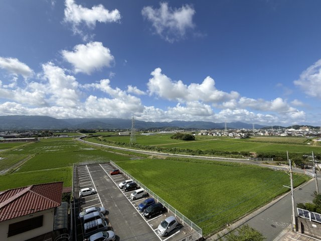 ☆陽当たり良好☆周囲を見晴らす眺望を満喫できます♪