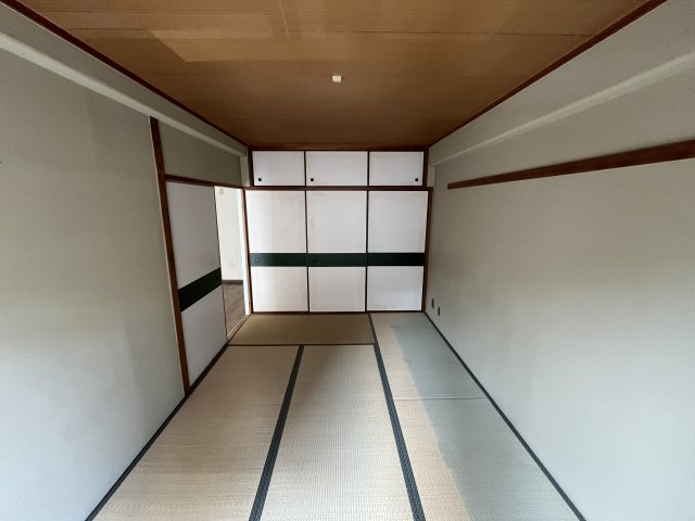 収納スペースもございます
