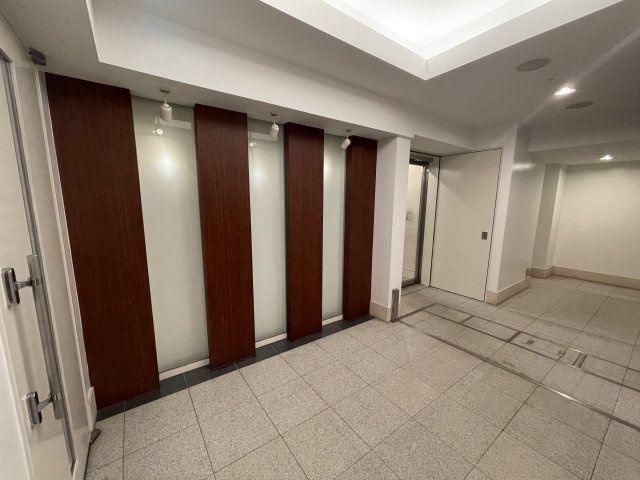 天井が高く、開放感のある廊下◎安らぎのスペースへと導きます◎