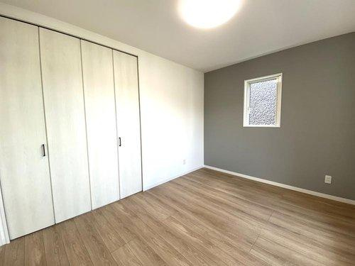 【下伊敷3丁目　モデルハウス分譲の洋室】