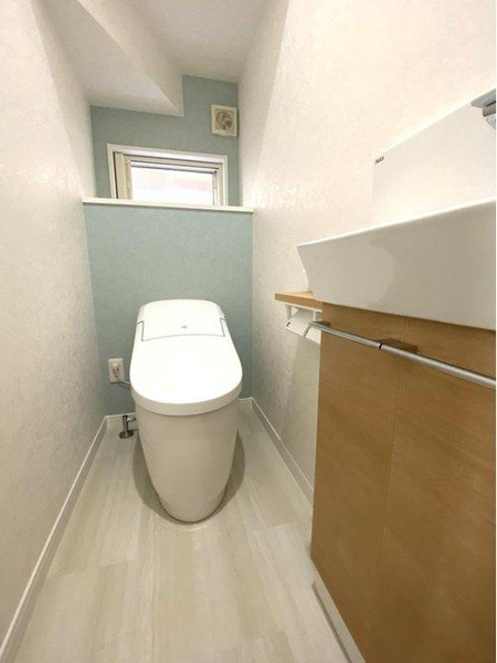 【下伊敷3丁目　モデルハウス分譲のトイレ】