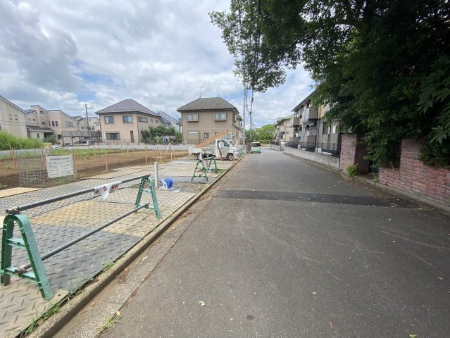 建築の進捗に応じて見学も可能です。現地で暮らしのイメージを膨らませてください。