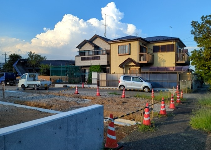 家を建てる前提で土地を探している場合、地盤の丈夫さは譲れない条件の一つです。地盤が脆弱だと追加工事が必要となります。また、過去に地盤沈下や液状化現象を起こした土地は、できるだけ避けた方がいいでしょう。