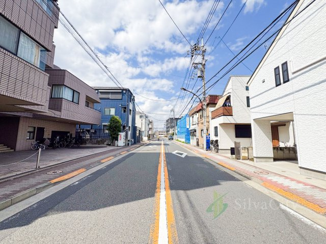 明るく開放的な高台立地。すっきりとした街並みで日々、快適にお住まいいただけます。