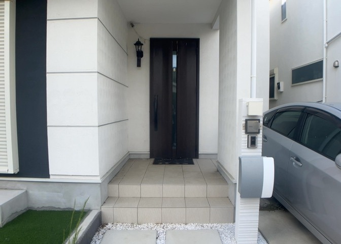 当然のことではありますが、オートロックやセンサーライト、ホームセキュリティーなどの防犯設備があれば、小さいお子様がいるご家庭も安心ですよね！まず物件購入の際は、防犯設備もチェックするようにしましょう。