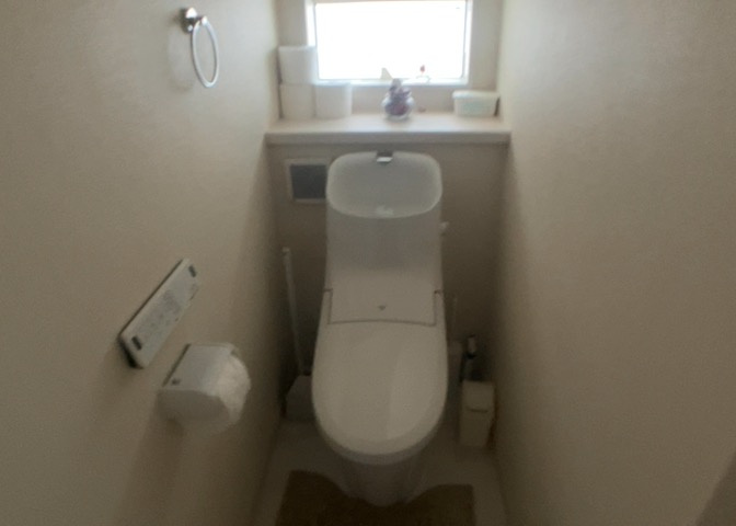 トイレは大きさや形、機能、抗菌性などが異なる多種多彩なタイプが各メーカーから出ています。それぞれに良さがあるため、事前にどういったタイプのトイレがいいのかをご家庭内で決めて、内見に行くといいでしょう。