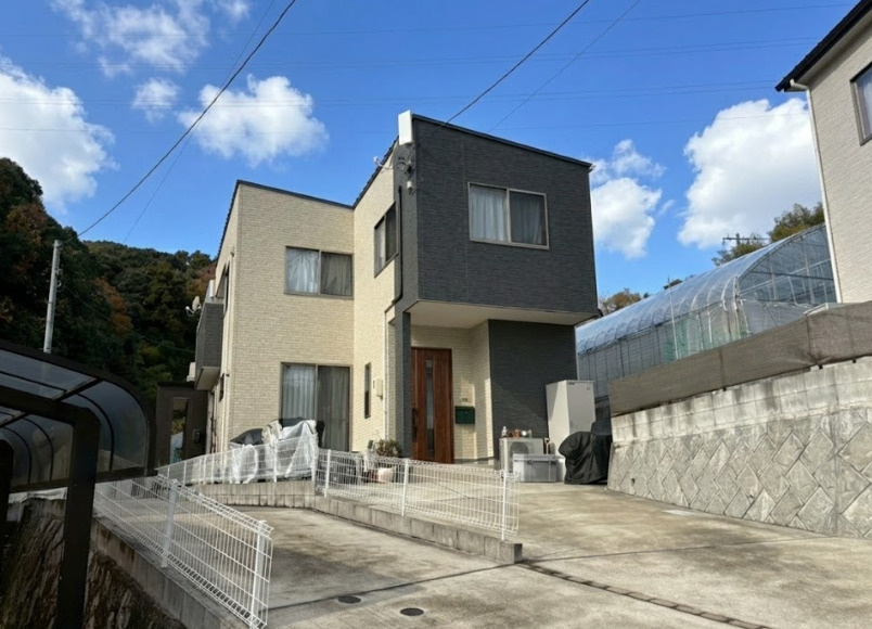 外観：334000216955