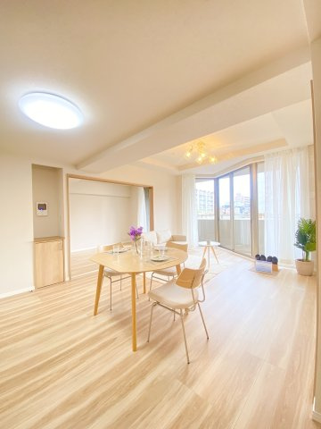 フローリング貼、クロス貼（天井・壁）済です♪
