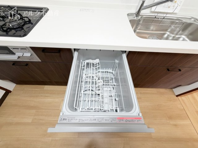 食洗機搭載のシステムキッチンです