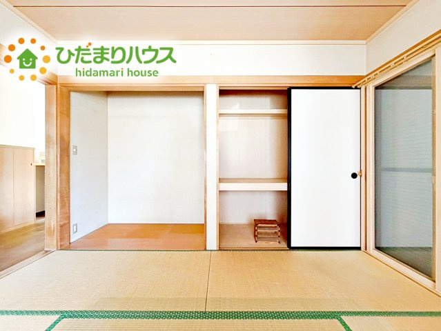 和室にも大容量の収納完備！　お布団やお子様のおもちゃなどがスッキリ収納できますね(^^♪