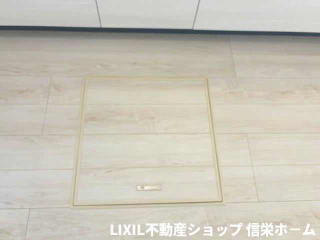 キッチン床下収納
