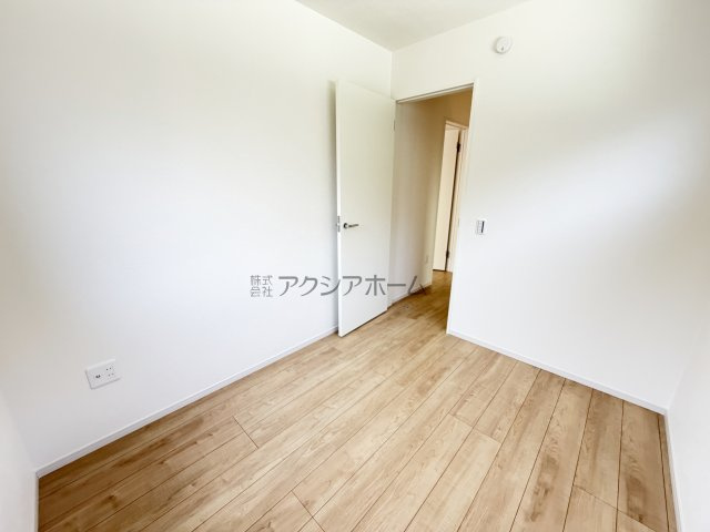 洋室　3.7帖