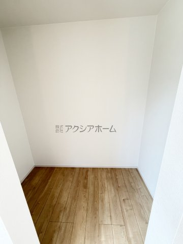 洋室　8.7帖のウォークインクローゼット