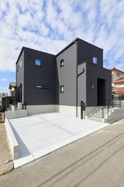 【里中二丁目（2期）の外観】