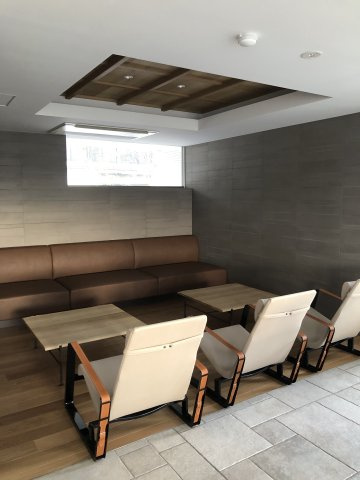 共用施設【PARK　A棟　パーティルームGARDEN】　カフェのような居心地のパーティルーム
