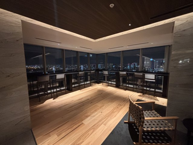 【共用施設　PARK　T棟　SUNNY　LOUNGE】　レインボーブリッジを望むラウンジ