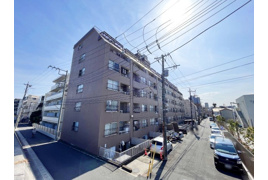 小田急線「登戸」登戸清川シュロスの外観