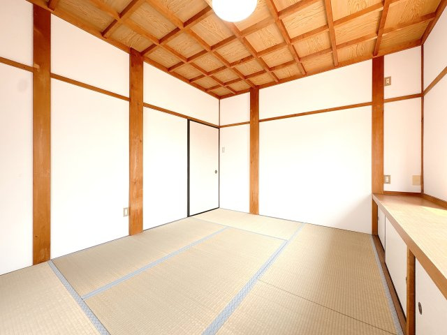 1Ｆ和室の別角度になります♪