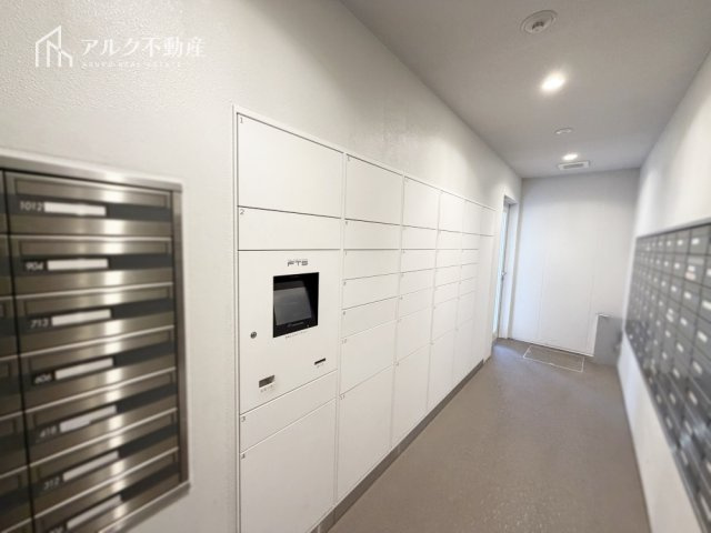 宅配ボックス