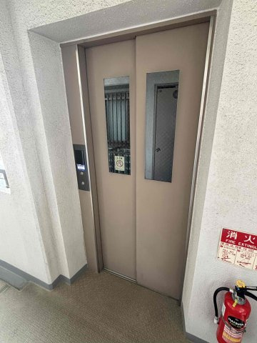 エレベーター　2026/7撮影