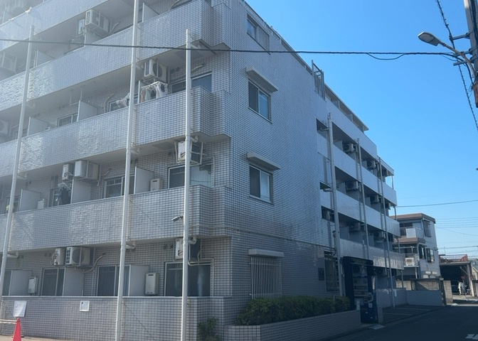 ＳＲＣ造は強度や耐震性の面でもRC造と比べて優れています。そのため、10階建以上の高層または超高層マンションなどの建築にも多く採用されています。柱や梁などのサイズが小さくても高い耐震性を確保できます。