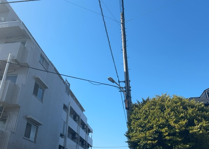 眺望の良さを楽しめるダイニングキッチンで家族団らんの時間を過ごしてはいかがでしょうか。バルコニーから見える景色を家族で眺める時間は、時間が経つのを忘れてしまいそうですね。是非、現地を見に行きましょう！