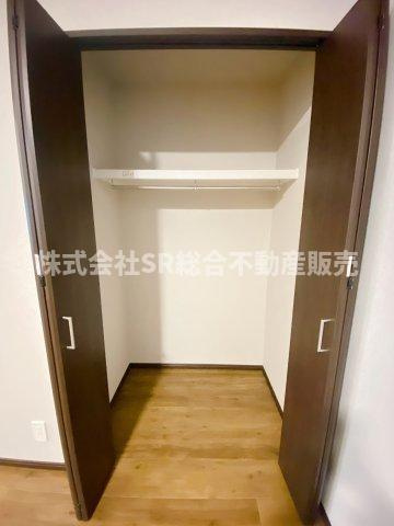 キッチンにも便利な収納あります！